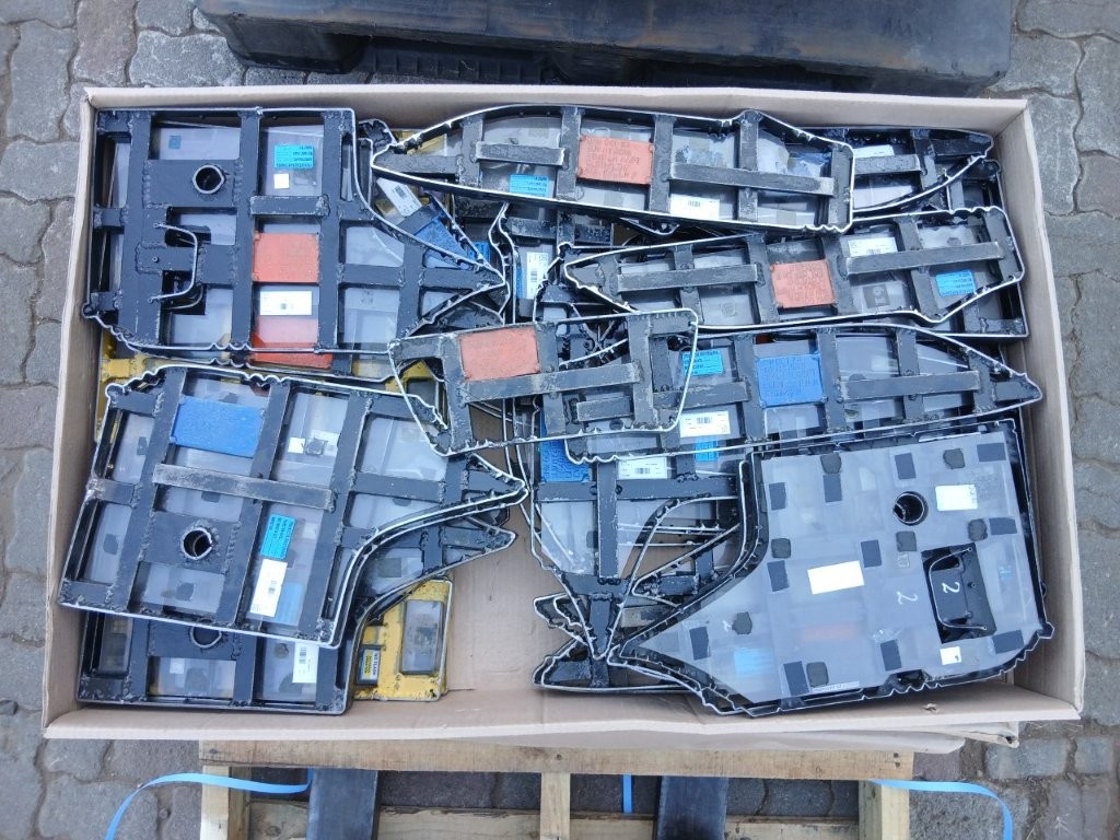 REDUNDANT STEEL TOOLING - MEYERTON (BMW1835-05-26)