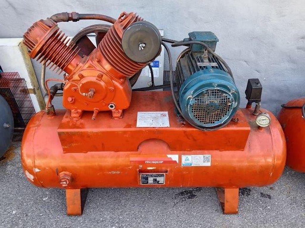 COMPRESSORS, AIRCON UNITS, FUEL DISPENSER & EQUIPMENT CAPE TOWN (CT04-0005-26)