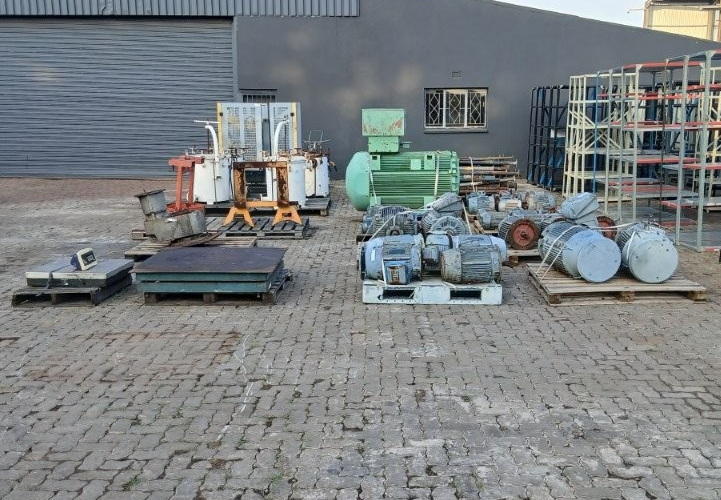 ELECTRICAL MOTORS, GEARBOXES & INDUSTRIAL EQUIPMENT - MEYERTON (MEY1828-05-26)