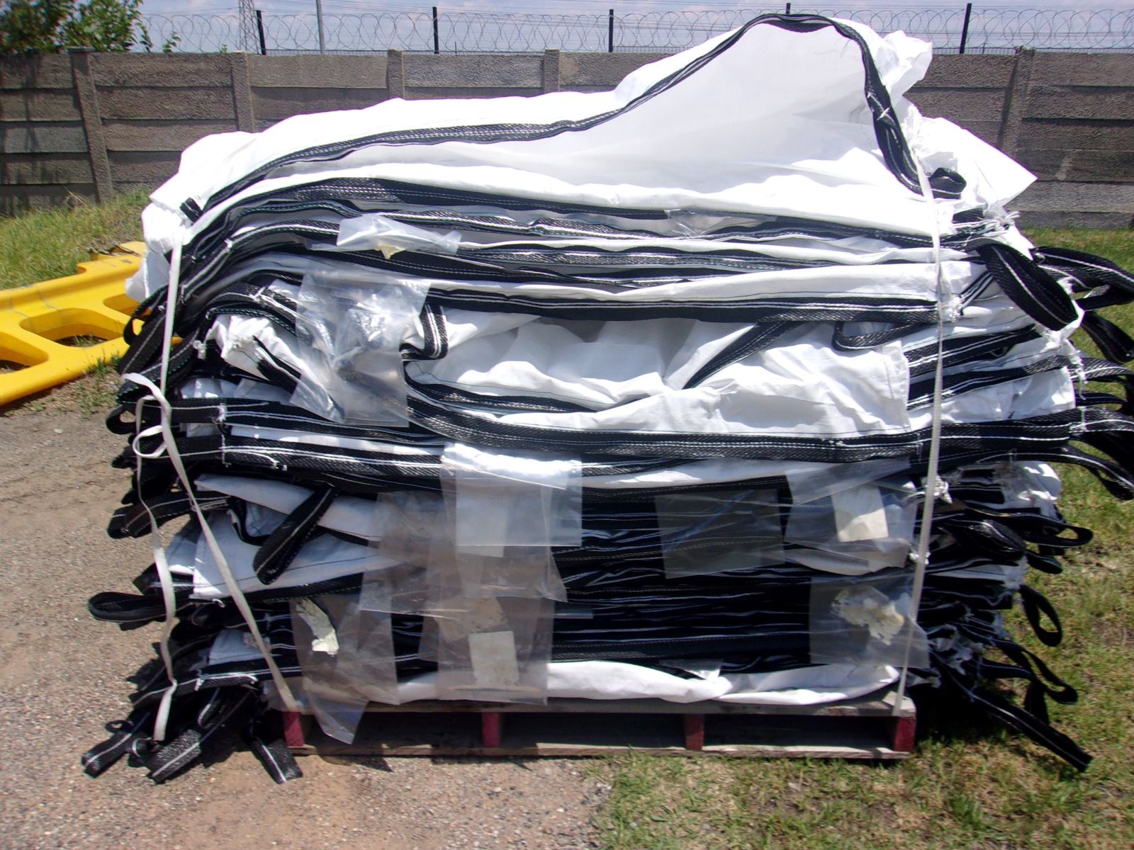 USED BULK BAGS - SASOLBURG (SA02-232-26)