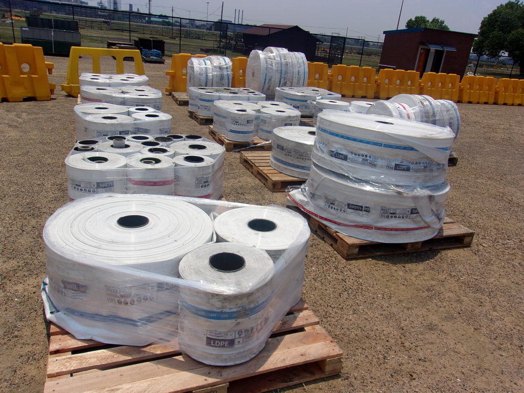POLYETHYLENE MATERIAL - SASOLBURG (SA02-330-26)