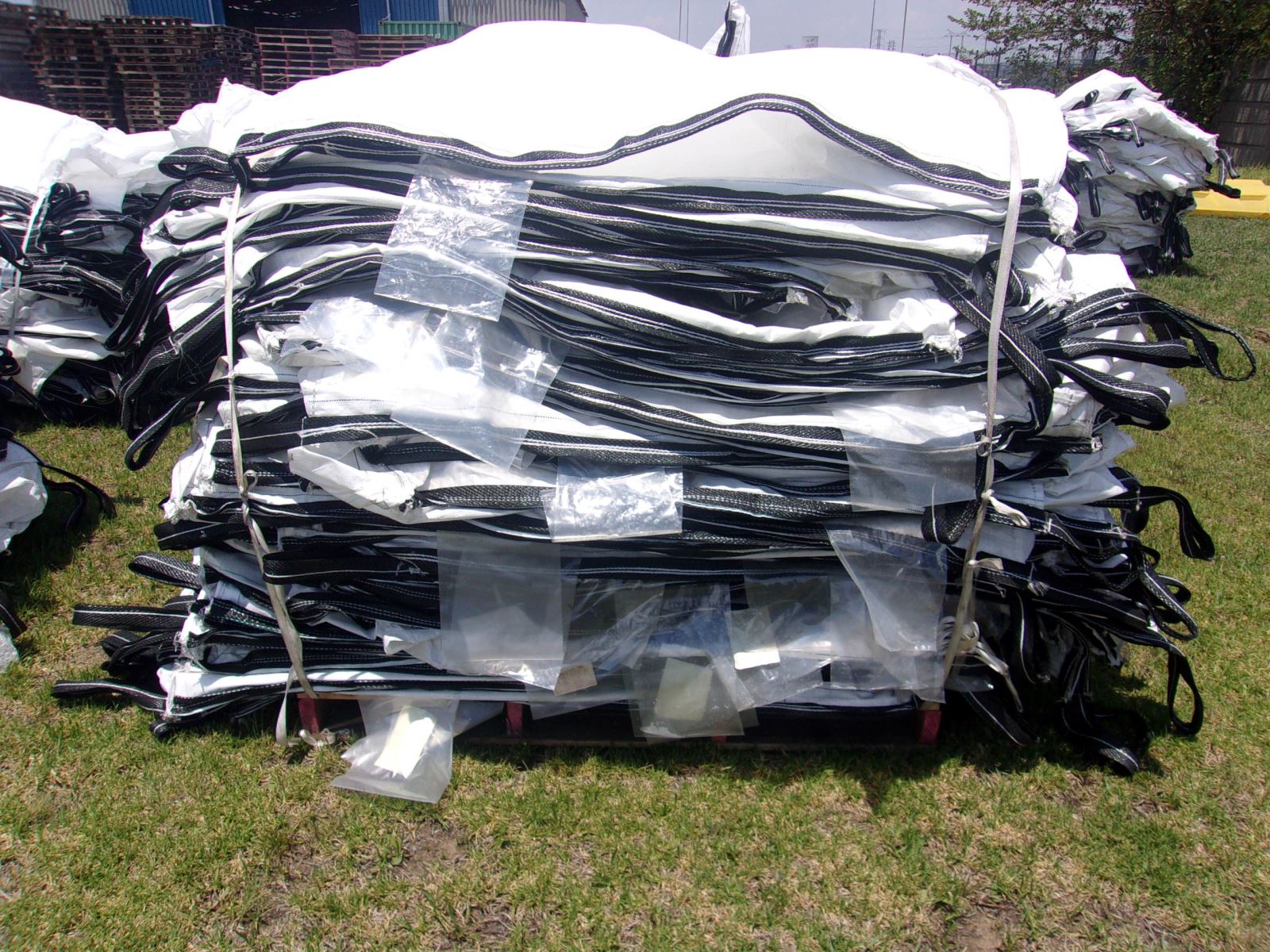 USED BULK BAGS - SASOLBURG (SA03-237-26)