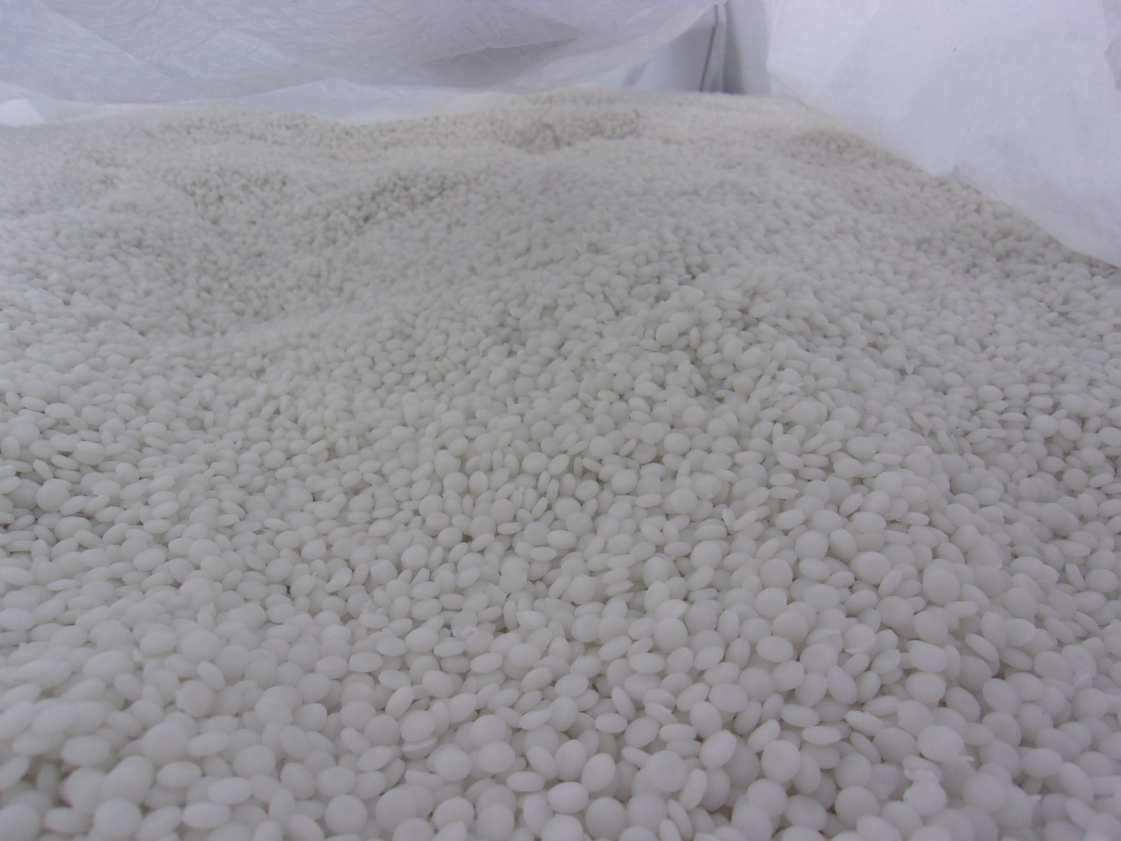 POLYETHYLENE MATERIAL - SASOLBURG (SA04-256-26)