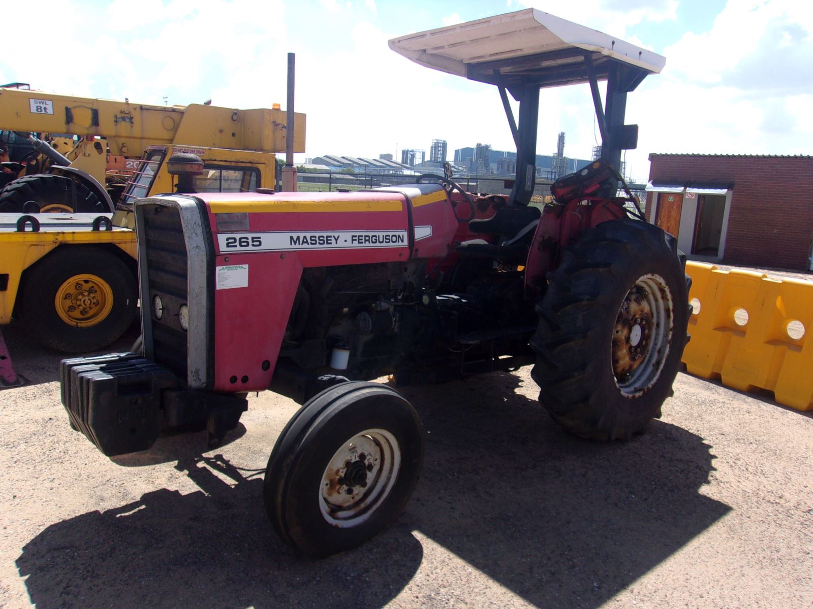 VEHICLES, LDV'S & TRUCKS - SASOLBURG (SA04-260-26)