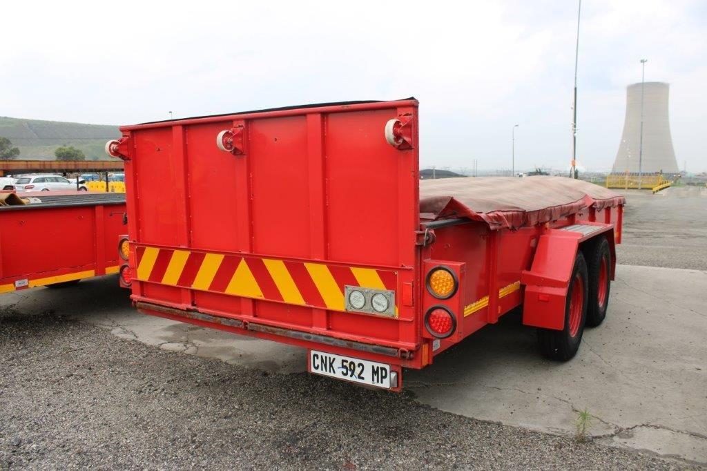 TRAILERS - SECUNDA (SE05-2102-26)