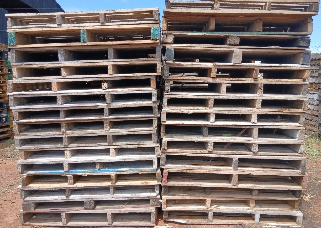WOODEN PALLETS - MEYERTON (WVW1789-03-26)